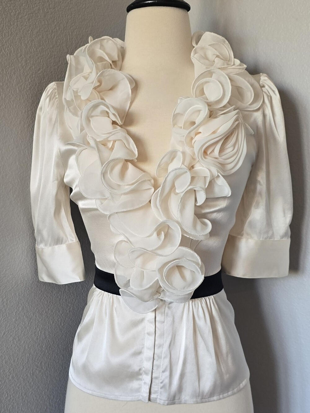 NWT bebe Silk Ruffle Neck Blouse Cream 3/4 Sleeve Sz S Small Holiday Bridal